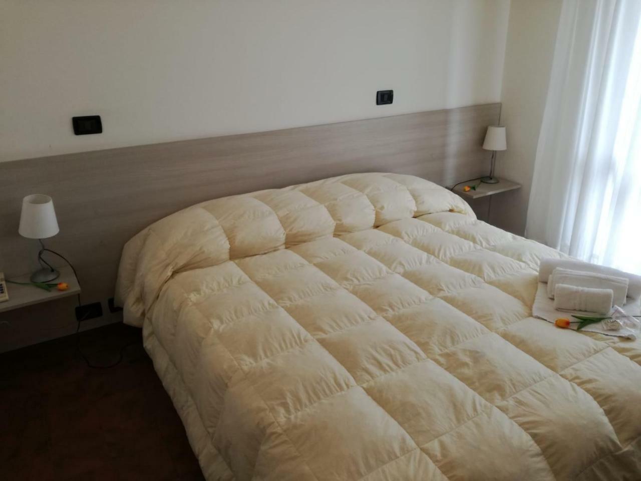 Hotel Giulia Marina di Massa Extérieur photo