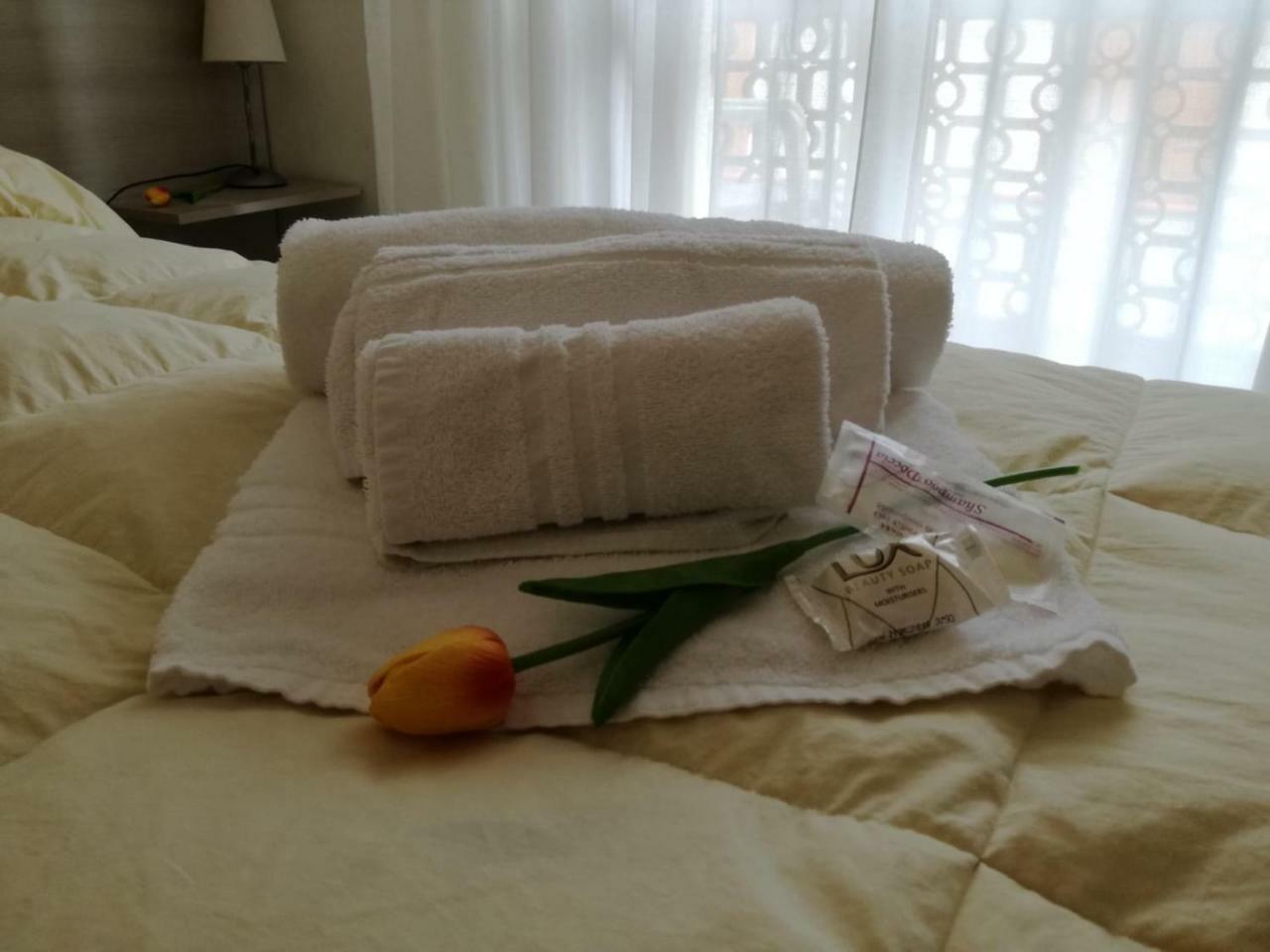 Hotel Giulia Marina di Massa Extérieur photo