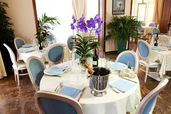 Hotel Giulia Marina di Massa Extérieur photo